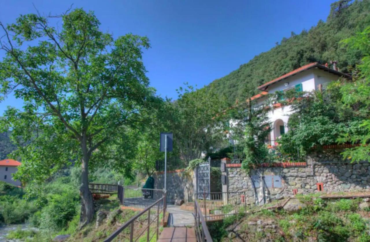 La Casa Sul Fiume Appartement Albisola Superiore Buitenkant foto